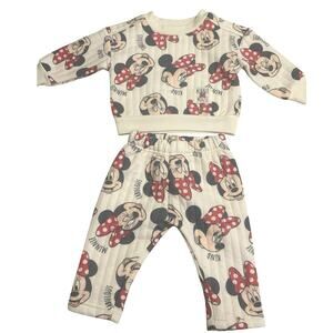 Disney 2 piece set in cream with Minnie Mouse  - sweatshirt and sweatpants.